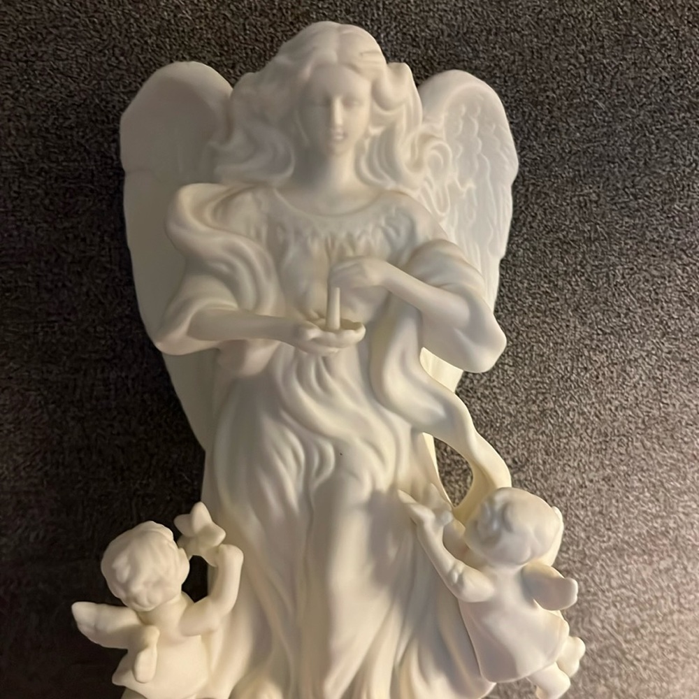 Partylite 8.25" Angel Candleholder with Cherubs, Ivory Bisque Porcelain -$18